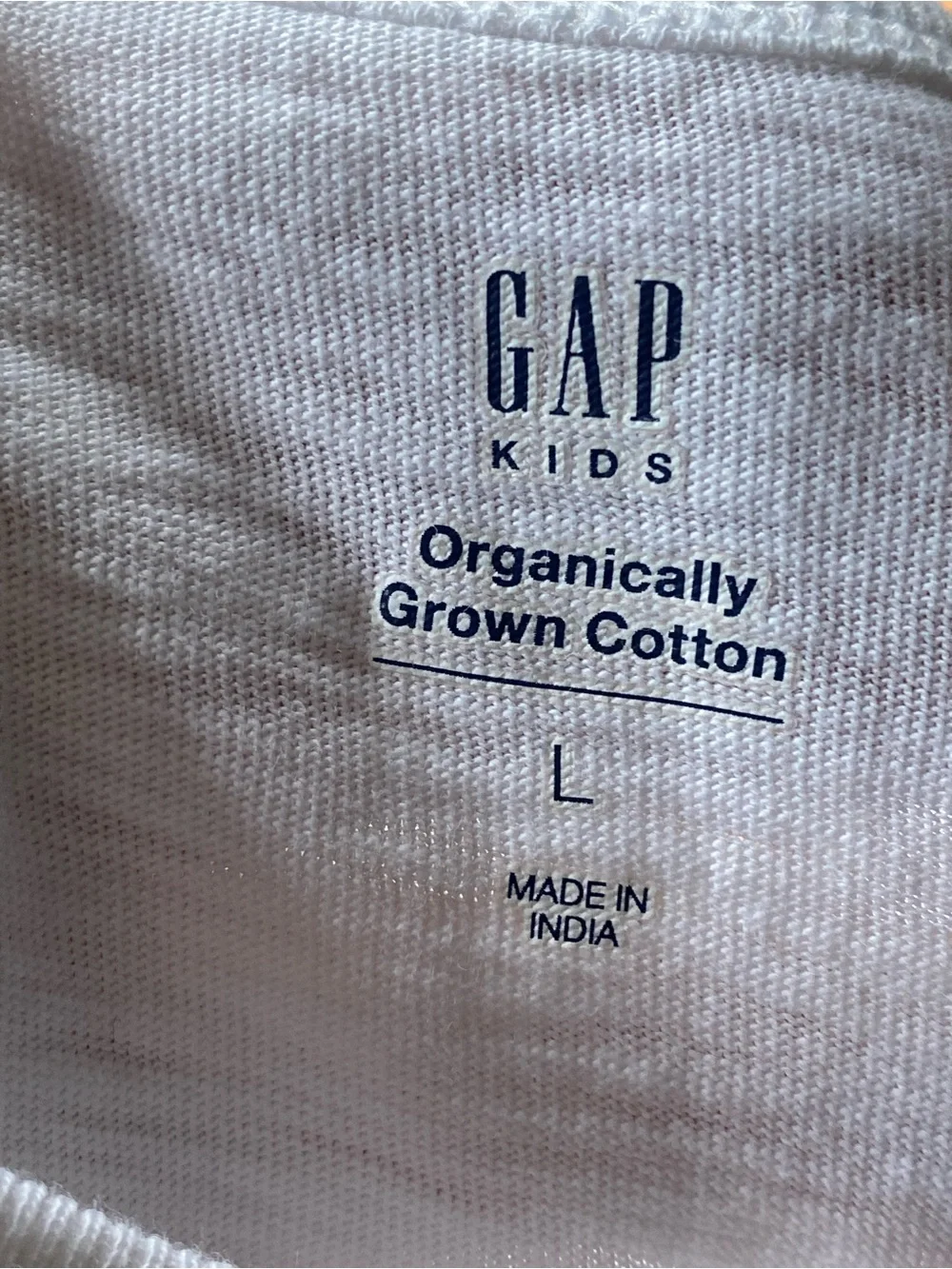 GAP White Tank Top with Pink Yellow and Blue Sunset Graphic